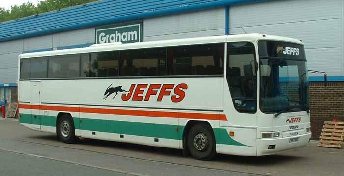 Jeffs Volvo B10M Plaxton VKX510